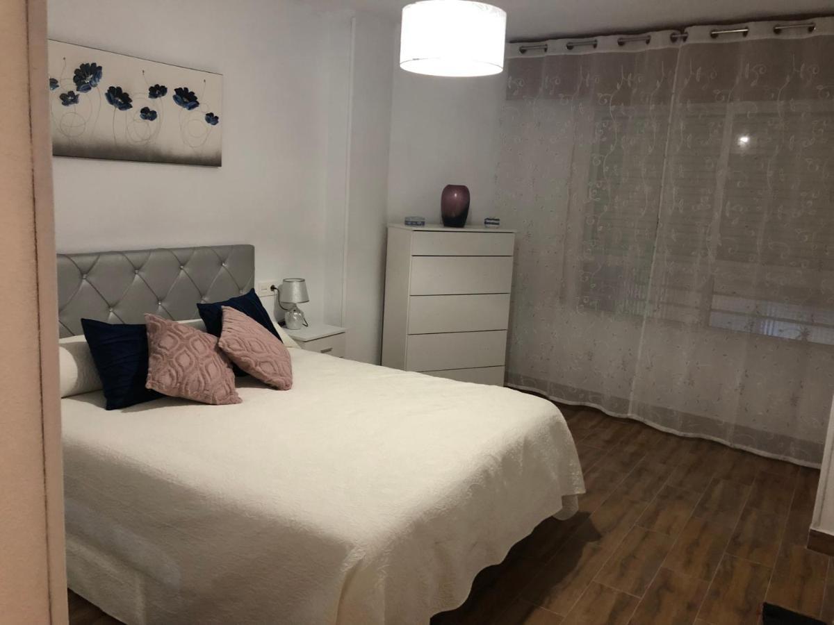 Carla24, Avenida Principal Apartment อากีลัส ภายนอก รูปภาพ